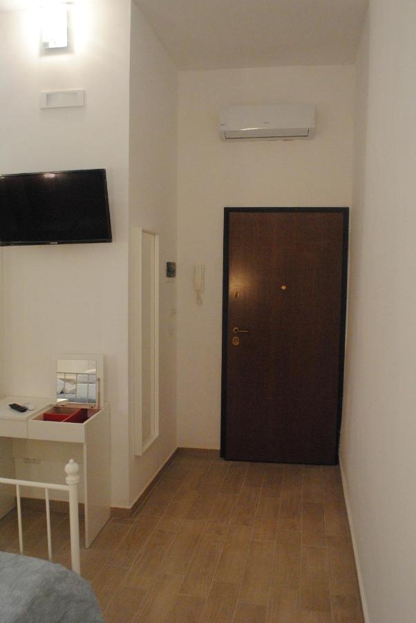 Mareluna Rooms Margherita Di Savoia Exterior photo